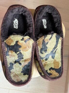 UGG Men's Camo Hair-On Slip-On Moccasins in Brown and Tan